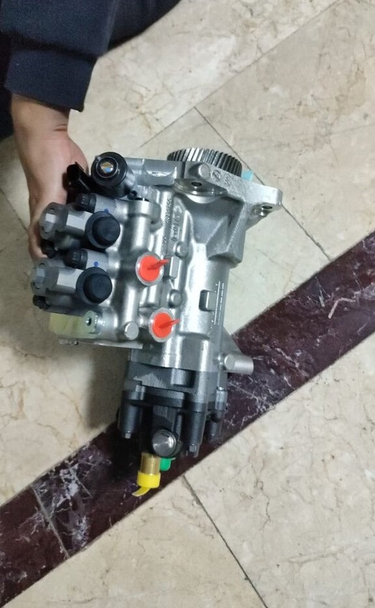 Scania 2024 2478832 2836838 Scania 2020-2024 truck - Bomba de combustible para Camión: foto 2 Scania 2024 2478832 2836838 Scania 2020-2024 truck - Bomba de combustible para Camión: foto 2