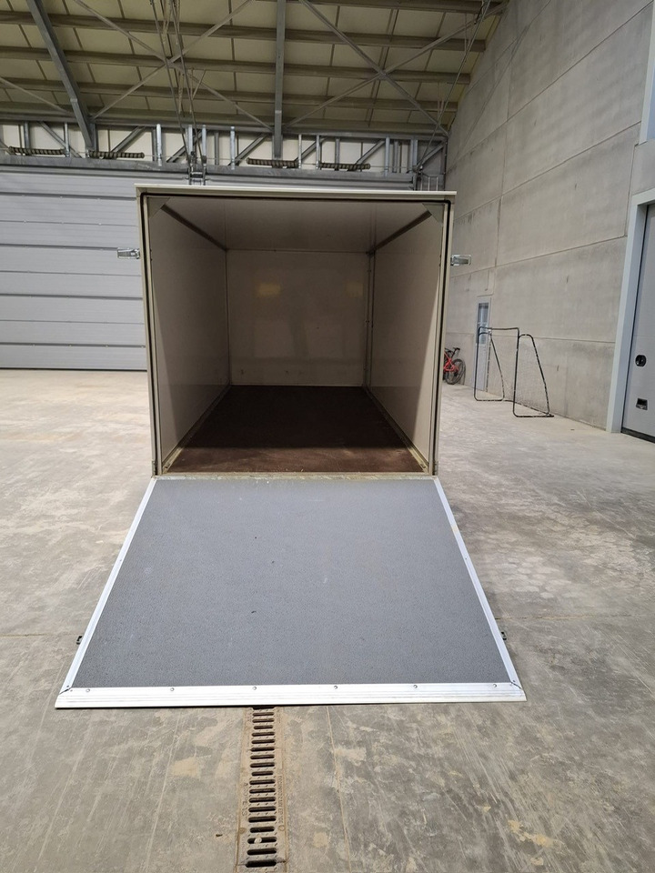 HAPERT Saphire - Remolque caja cerrada: foto 1 HAPERT Saphire - Remolque caja cerrada: foto 1