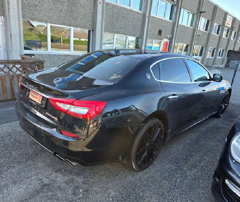 2014 Maserati Quattroporte S Q4 3.0L twin-turbo V6 // 411 hk // AWD // Automat - Berlina: foto 4 2014 Maserati Quattroporte S Q4 3.0L twin-turbo V6 // 411 hk // AWD // Automat - Berlina: foto 4