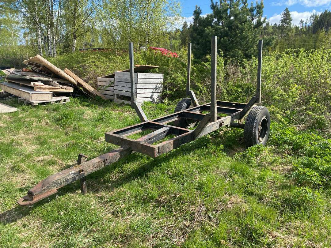Tømmerhenger til traktor - Remolque maderero: foto 1 Tømmerhenger til traktor - Remolque maderero: foto 1