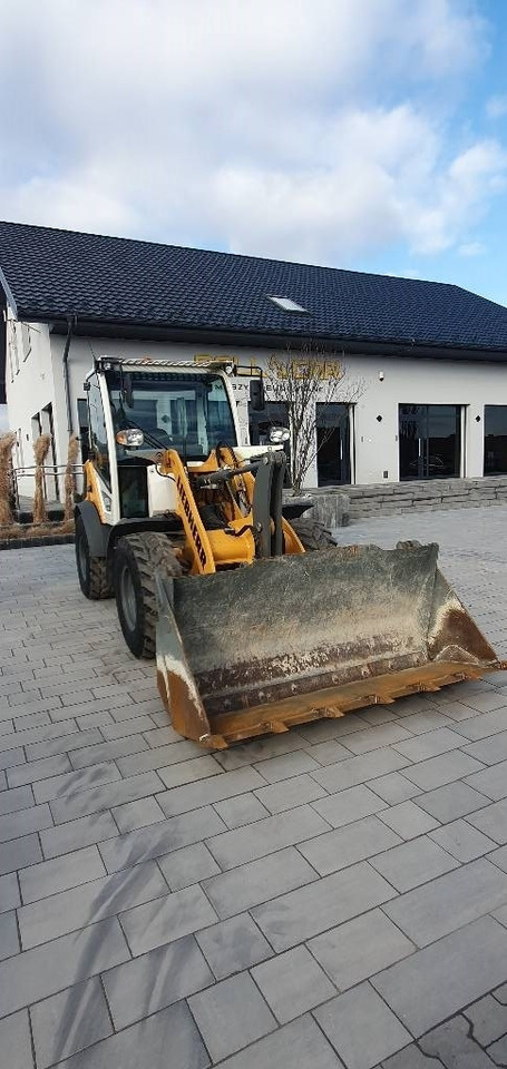 Liebherr L504C - Cargadora de ruedas: foto 1 Liebherr L504C - Cargadora de ruedas: foto 1