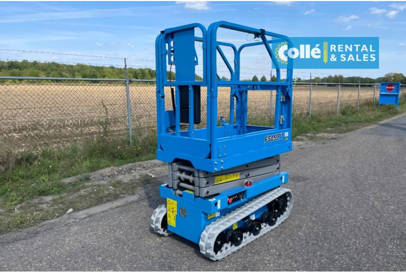 Fronteq FS0507T Tracked Scissor Lift | 2025 - Plataforma de tijeras: foto 4 Fronteq FS0507T Tracked Scissor Lift | 2025 - Plataforma de tijeras: foto 4