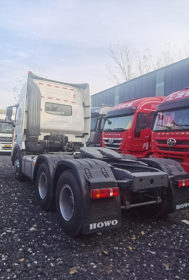 SINOTRUCK HOWO - Cabeza tractora: foto 4 SINOTRUCK HOWO - Cabeza tractora: foto 4