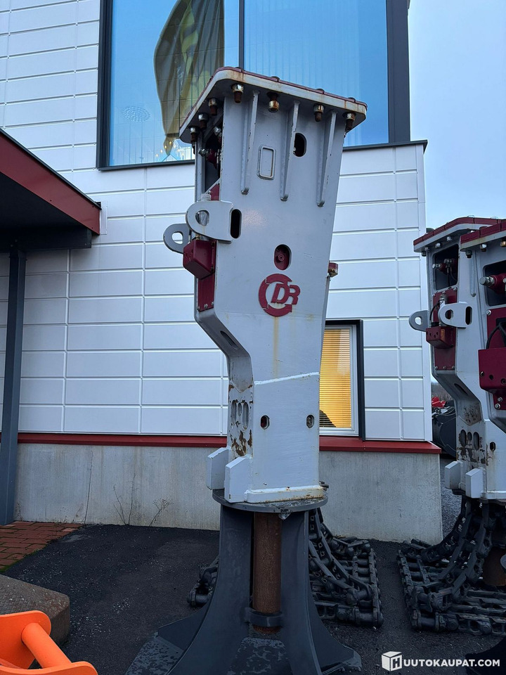 Demarec DFX-32 Hydraulic Breaker/Impact Hammer, 23–35 t, 2022 *Unused*, Lempäälä - Martillo hidráulico: foto 1 Demarec DFX-32 Hydraulic Breaker/Impact Hammer, 23–35 t, 2022 *Unused*, Lempäälä - Martillo hidráulico: foto 1