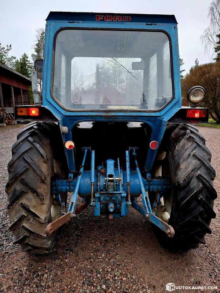 Ford 4600, 1976, Askola - Tractor: foto 5 Ford 4600, 1976, Askola - Tractor: foto 5