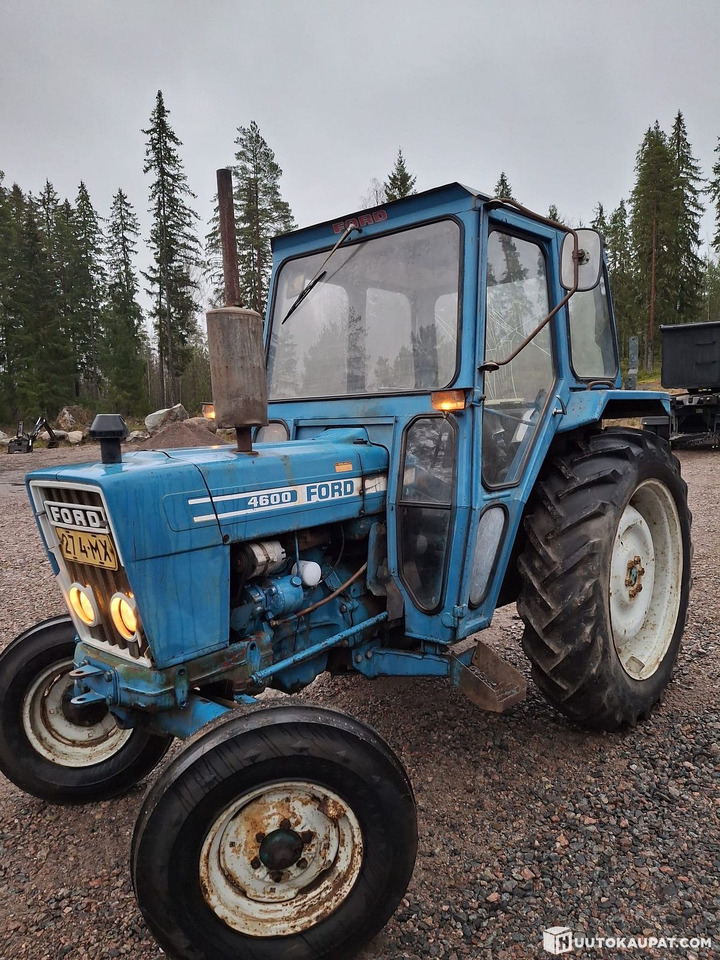 Ford 4600, 1976, Askola - Tractor: foto 2 Ford 4600, 1976, Askola - Tractor: foto 2