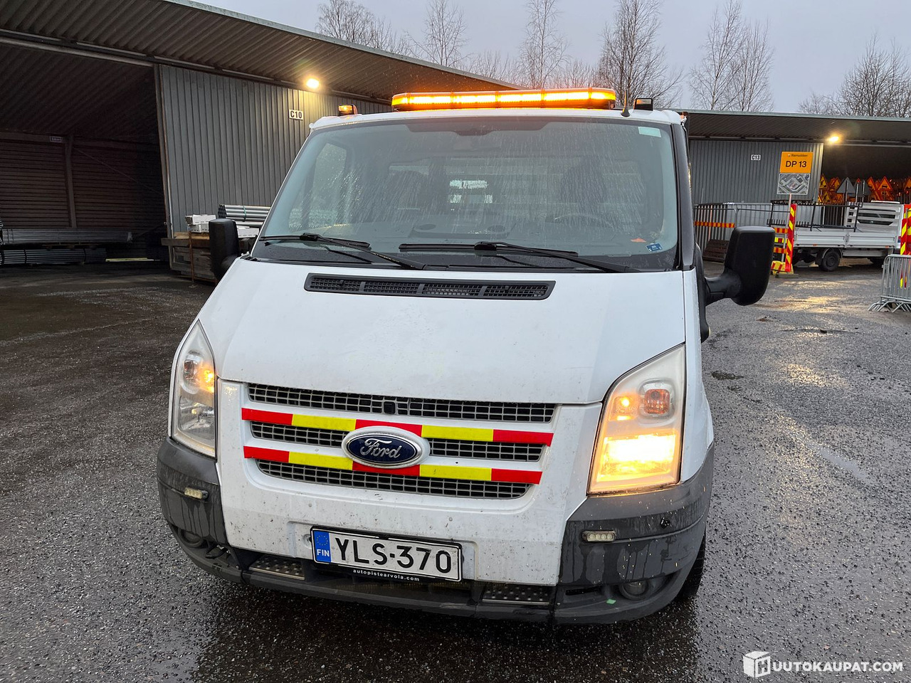 Ford Transit flatbed, reg. year 2012, only 151,068 km, Tampere - Furgoneta caja abierta: foto 2 Ford Transit flatbed, reg. year 2012, only 151,068 km, Tampere - Furgoneta caja abierta: foto 2