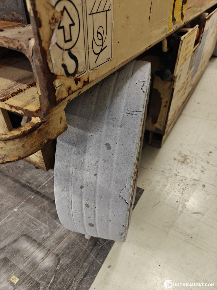 Plataforma de tijeras JLG 2646E2, 246 scissor lift, Vantaa: foto 10 Plataforma de tijeras JLG 2646E2, 246 scissor lift, Vantaa: foto 10