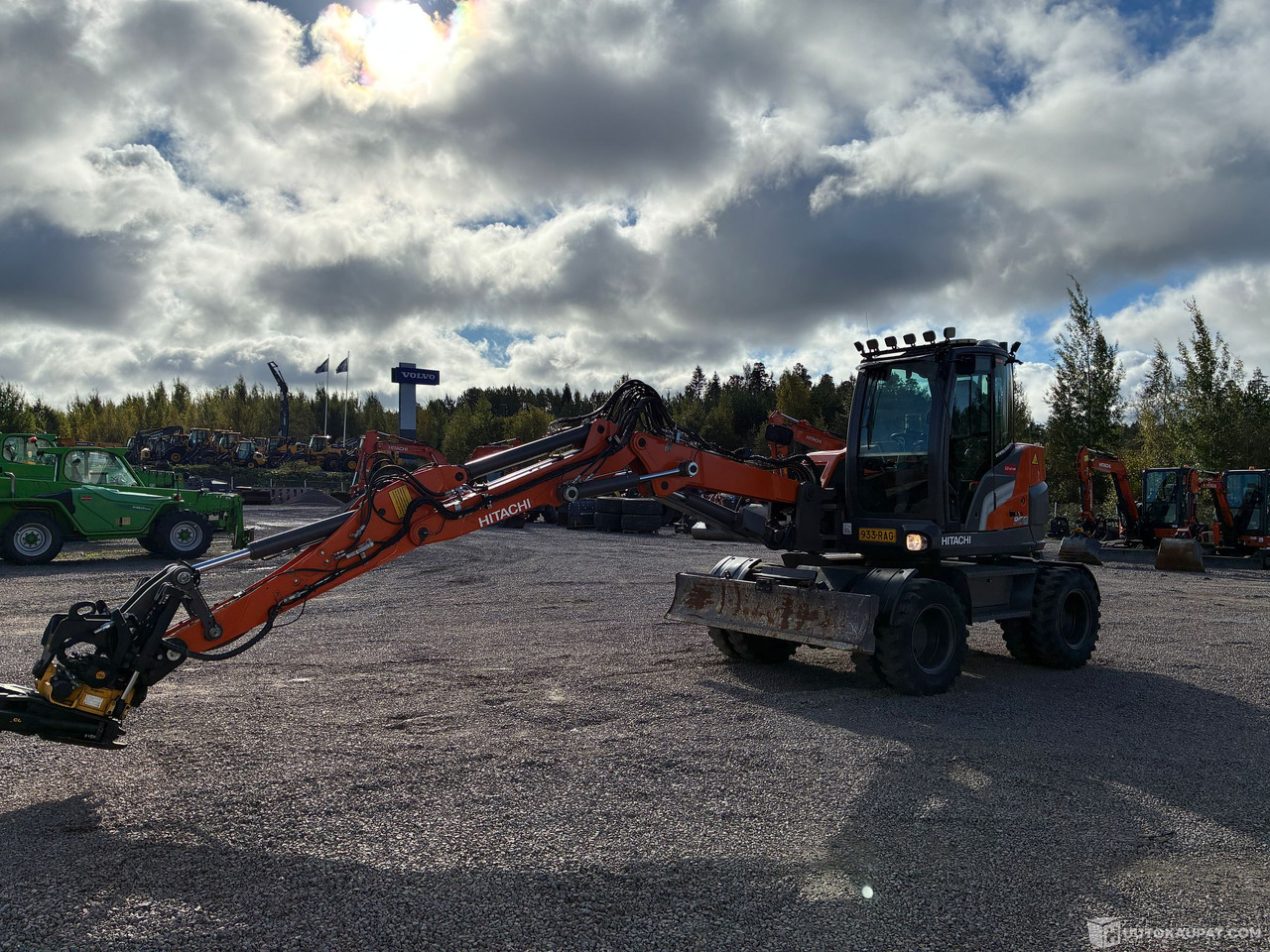 Hitachi ZX 95W-7, 2023 Pyörä alustainen kaivinkone, Pirkkala - Maquinaria de construcción: foto 1 Hitachi ZX 95W-7, 2023 Pyörä alustainen kaivinkone, Pirkkala - Maquinaria de construcción: foto 1