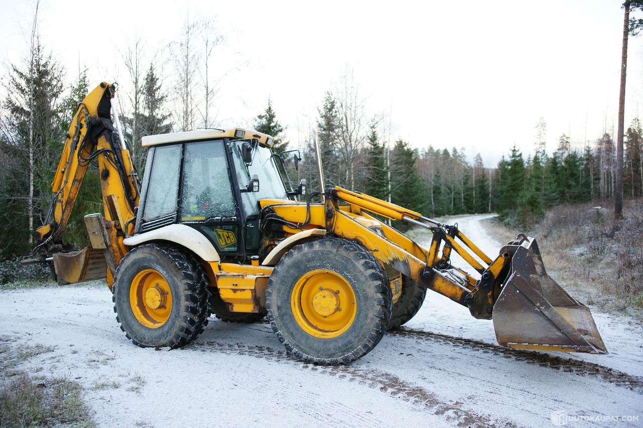 JCB 4CN, Traktorikaivuri, 2001, Nurmijärvi - Maquinaria de construcción: foto 2 JCB 4CN, Traktorikaivuri, 2001, Nurmijärvi - Maquinaria de construcción: foto 2