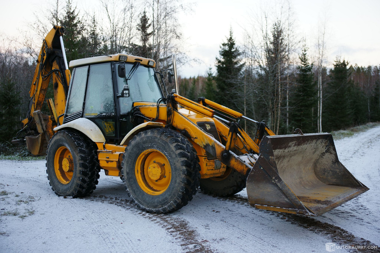 JCB 4CN, Traktorikaivuri, 2001, Nurmijärvi - Maquinaria de construcción: foto 1 JCB 4CN, Traktorikaivuri, 2001, Nurmijärvi - Maquinaria de construcción: foto 1