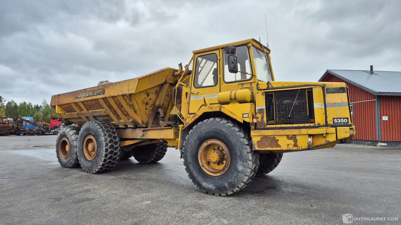 Volvo BM 5350 6x4, 1981, Uusikaarlepyy - Maquinaria de construcción: foto 1 Volvo BM 5350 6x4, 1981, Uusikaarlepyy - Maquinaria de construcción: foto 1
