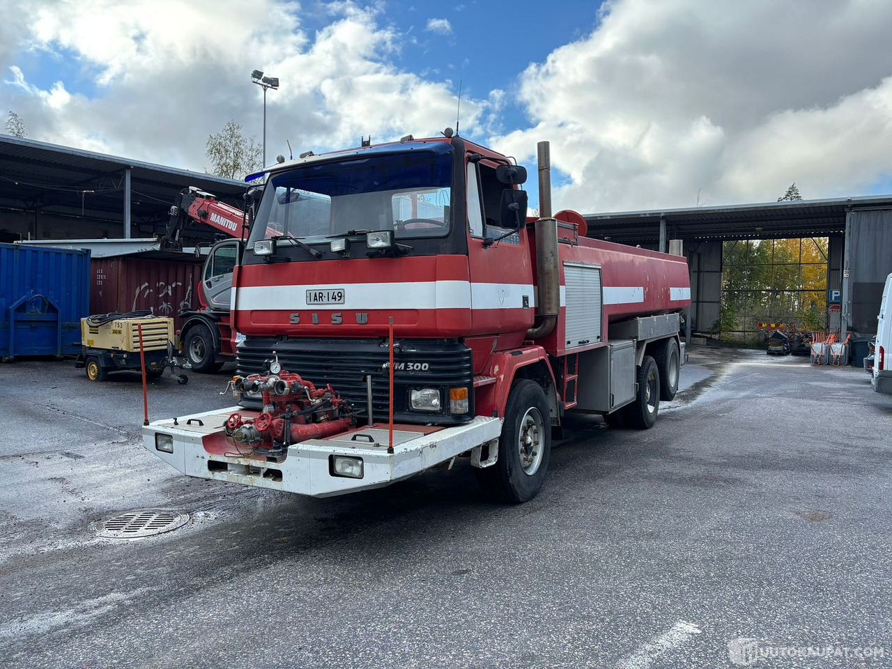 Sisu säiliöauto, 1983, Vantaa - Camión cisterna, Camión de bomberos: foto 4 Sisu säiliöauto, 1983, Vantaa - Camión cisterna, Camión de bomberos: foto 4
