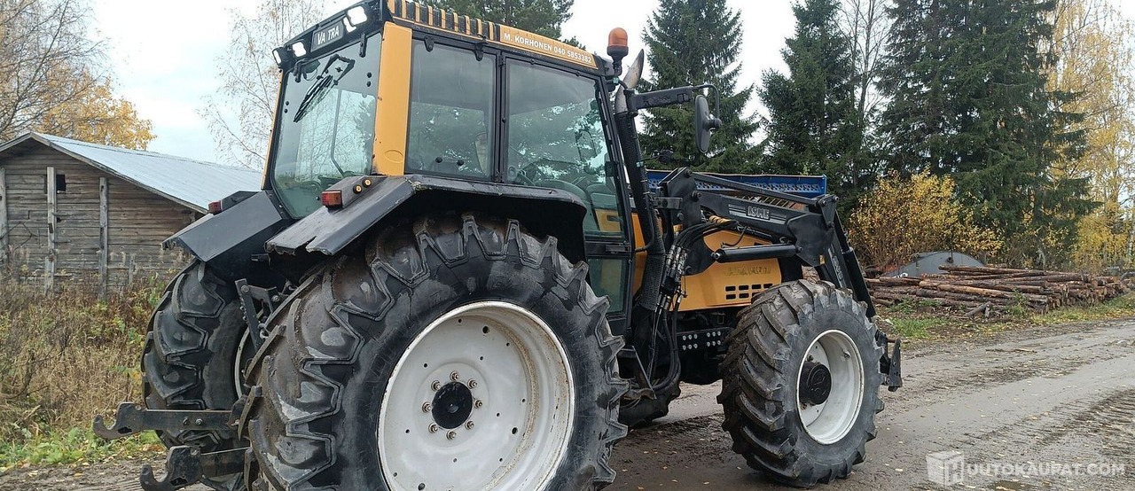 Valtra 8450, 2000, Diesel Traktori MTK25, Leppävirta - Tractor: foto 2 Valtra 8450, 2000, Diesel Traktori MTK25, Leppävirta - Tractor: foto 2