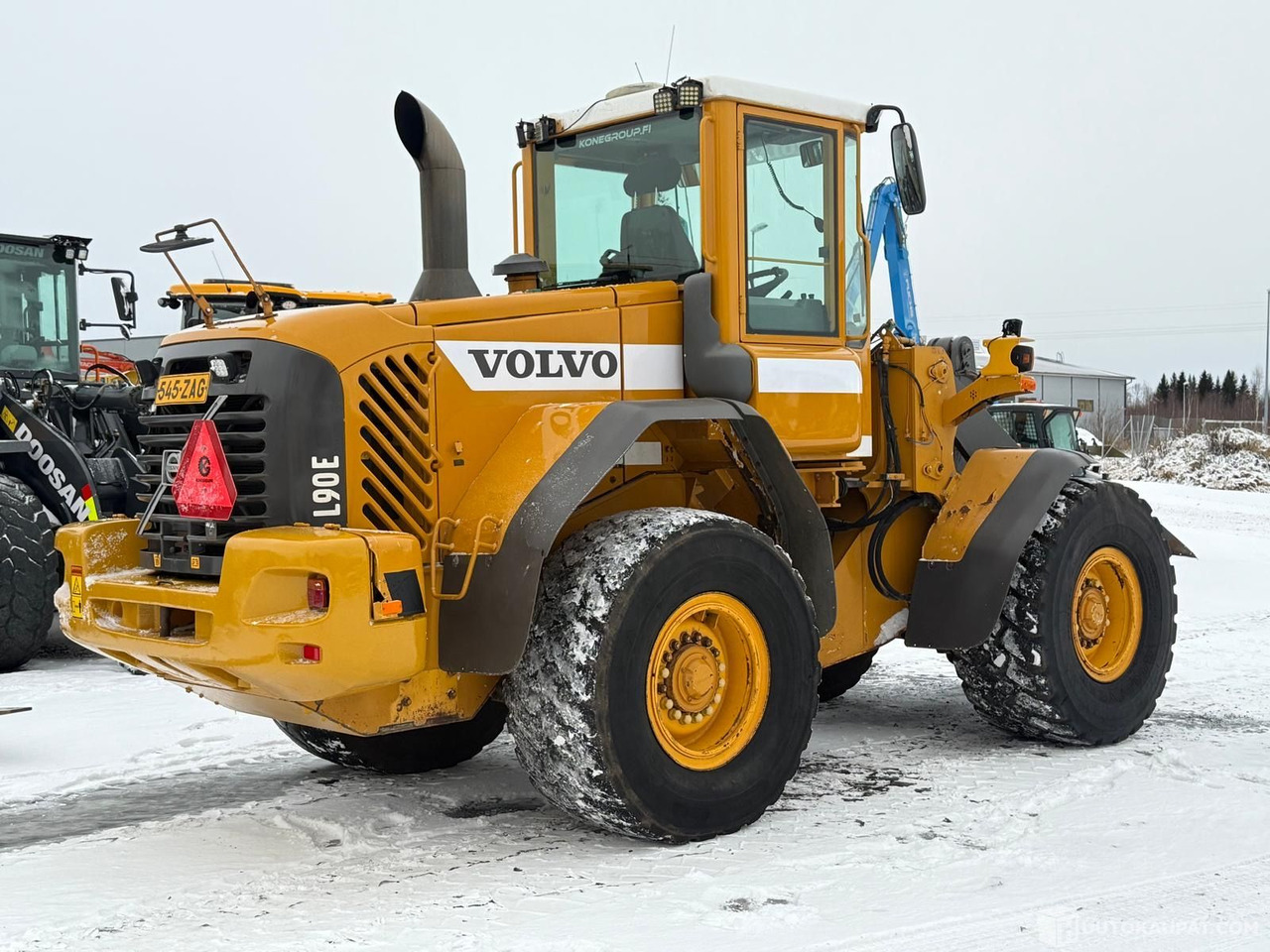 Volvo L90E pyöräkuormaaja, 2006, Tornio - Cargadora de ruedas: foto 5 Volvo L90E pyöräkuormaaja, 2006, Tornio - Cargadora de ruedas: foto 5