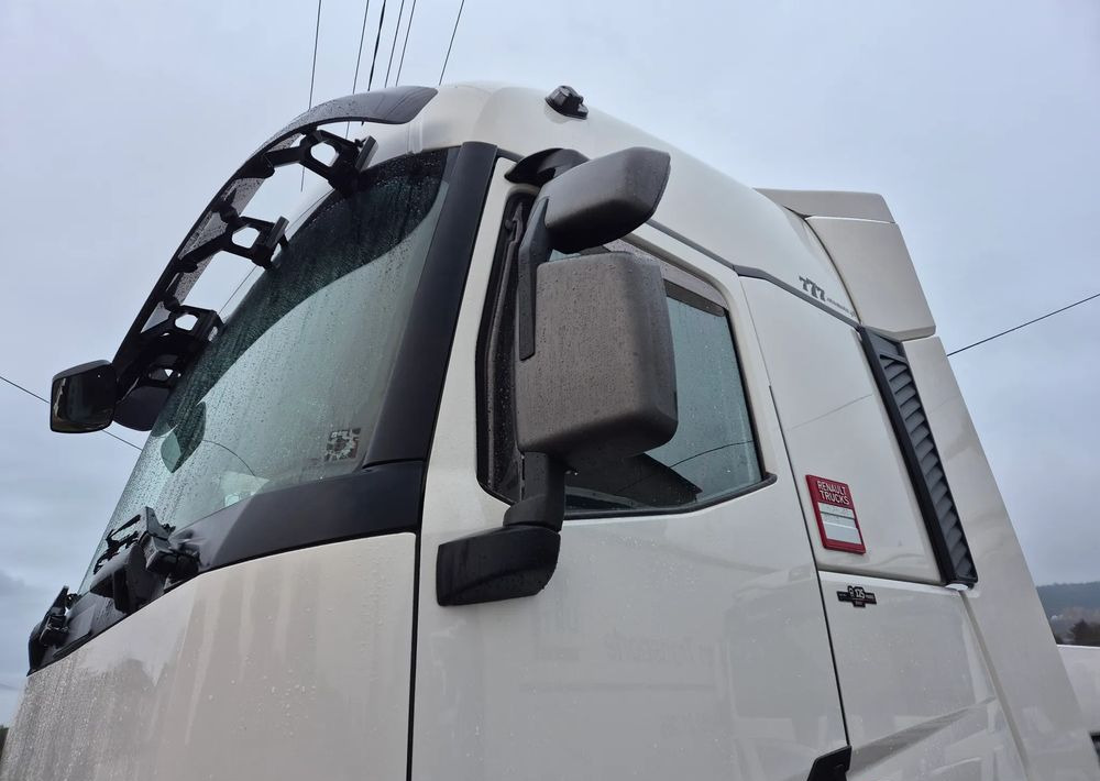 Cabeza tractora Renault HIGH GAMA T480 2019 SALON PL VIN: KD ! 13l STANDARD STANDARD / KLIMA POSTOJOWA / FULL OPCJA / T520 T440 / TOP STAN GAMA T: foto 13 Cabeza tractora Renault HIGH GAMA T480 2019 SALON PL VIN: KD ! 13l STANDARD STANDARD / KLIMA POSTOJOWA / FULL OPCJA / T520 T440 / TOP STAN GAMA T: foto 13