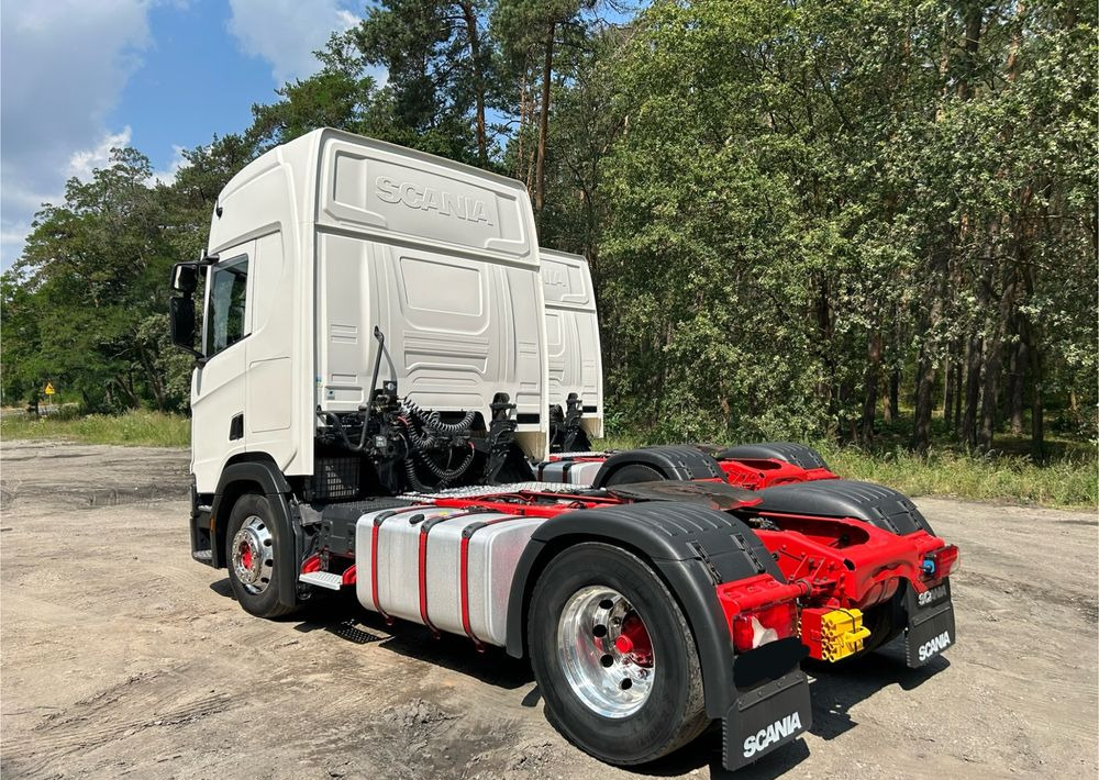 Scania R450 NAUKA JAZDY RETARDER STANDARD 7300kg / DOBRA POD WYWROTKĘ / KLIMA POSTOJOWA z Niemiec HYDRAULIKA - Cabeza tractora: foto 4 Scania R450 NAUKA JAZDY RETARDER STANDARD 7300kg / DOBRA POD WYWROTKĘ / KLIMA POSTOJOWA z Niemiec HYDRAULIKA - Cabeza tractora: foto 4