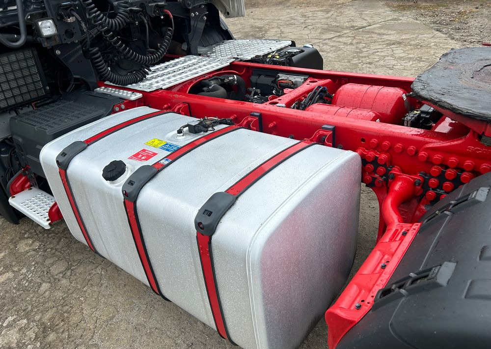 Cabeza tractora Scania R450 NAUKA JAZDY RETARDER STANDARD 7300kg / DOBRA POD WYWROTKĘ / KLIMA POSTOJOWA z Niemiec HYDRAULIKA: foto 13 Cabeza tractora Scania R450 NAUKA JAZDY RETARDER STANDARD 7300kg / DOBRA POD WYWROTKĘ / KLIMA POSTOJOWA z Niemiec HYDRAULIKA: foto 13