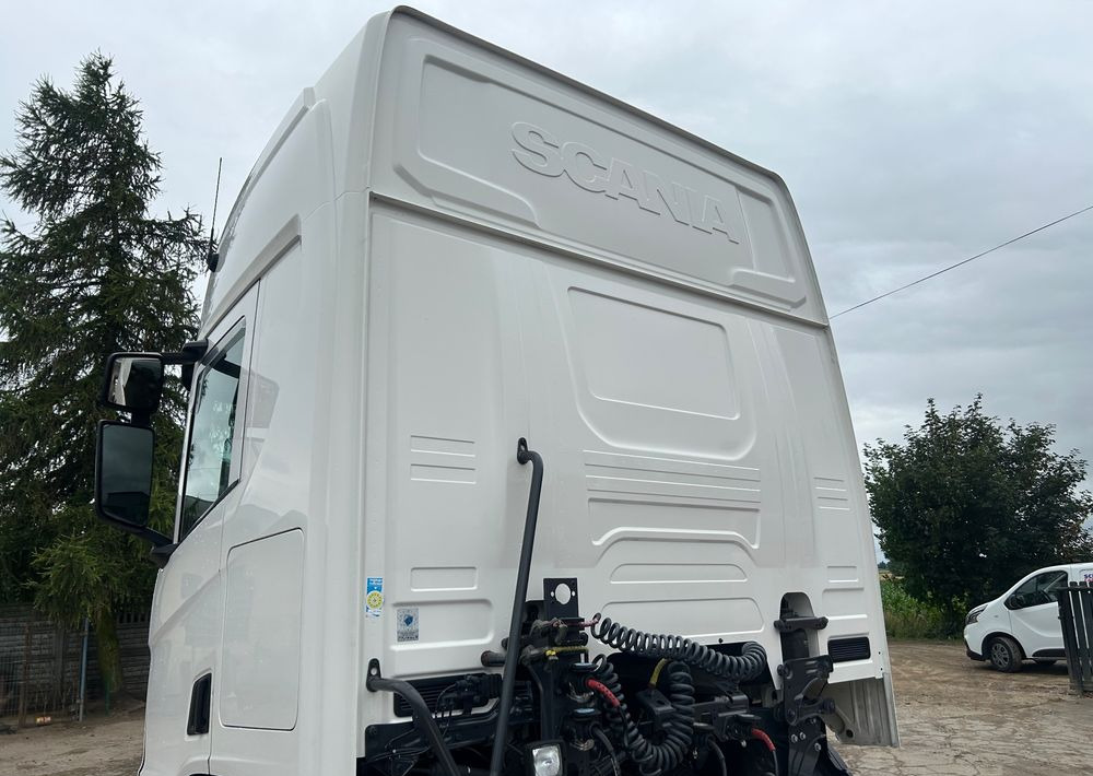 Cabeza tractora Scania R450 NAUKA JAZDY RETARDER STANDARD 7300kg / DOBRA POD WYWROTKĘ / KLIMA POSTOJOWA z Niemiec HYDRAULIKA: foto 14 Cabeza tractora Scania R450 NAUKA JAZDY RETARDER STANDARD 7300kg / DOBRA POD WYWROTKĘ / KLIMA POSTOJOWA z Niemiec HYDRAULIKA: foto 14