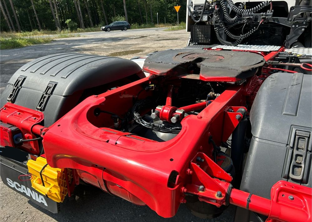 Cabeza tractora Scania R450 NAUKA JAZDY RETARDER STANDARD 7300kg / DOBRA POD WYWROTKĘ / KLIMA POSTOJOWA z Niemiec HYDRAULIKA: foto 35 Cabeza tractora Scania R450 NAUKA JAZDY RETARDER STANDARD 7300kg / DOBRA POD WYWROTKĘ / KLIMA POSTOJOWA z Niemiec HYDRAULIKA: foto 35