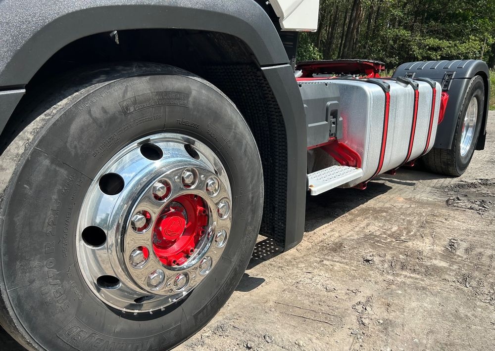 Cabeza tractora Scania R450 NAUKA JAZDY RETARDER STANDARD 7300kg / DOBRA POD WYWROTKĘ / KLIMA POSTOJOWA z Niemiec HYDRAULIKA: foto 37 Cabeza tractora Scania R450 NAUKA JAZDY RETARDER STANDARD 7300kg / DOBRA POD WYWROTKĘ / KLIMA POSTOJOWA z Niemiec HYDRAULIKA: foto 37