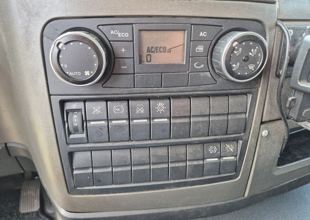 Arrendamiento de MAN TGM TGL 12.250 z Holandii KLIMA 7.2m AUTOMAT WINDA TOP CENA euro 6 nauka jazdy ESP ASR MAN TGM TGL 12.250 z Holandii KLIMA 7.2m AUTOMAT WINDA TOP CENA euro 6 nauka jazdy ESP ASR: foto 16 Arrendamiento de MAN TGM TGL 12.250 z Holandii KLIMA 7.2m AUTOMAT WINDA TOP CENA euro 6 nauka jazdy ESP ASR MAN TGM TGL 12.250 z Holandii KLIMA 7.2m AUTOMAT WINDA TOP CENA euro 6 nauka jazdy ESP ASR: foto 16