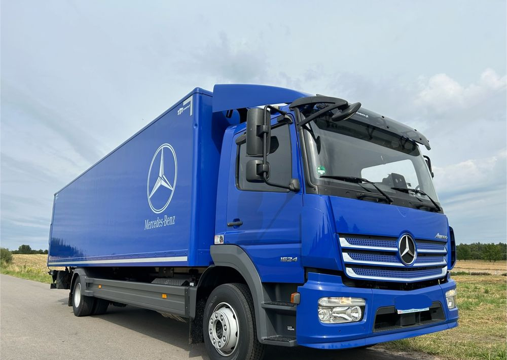 Mercedes-Benz Atego 1524 Z Niemiec 8.65m TOP 2018 Przód i tył na poduszkach 15t DMC / TOP STAN - Camión caja cerrada: foto 1 Mercedes-Benz Atego 1524 Z Niemiec 8.65m TOP 2018 Przód i tył na poduszkach 15t DMC / TOP STAN - Camión caja cerrada: foto 1