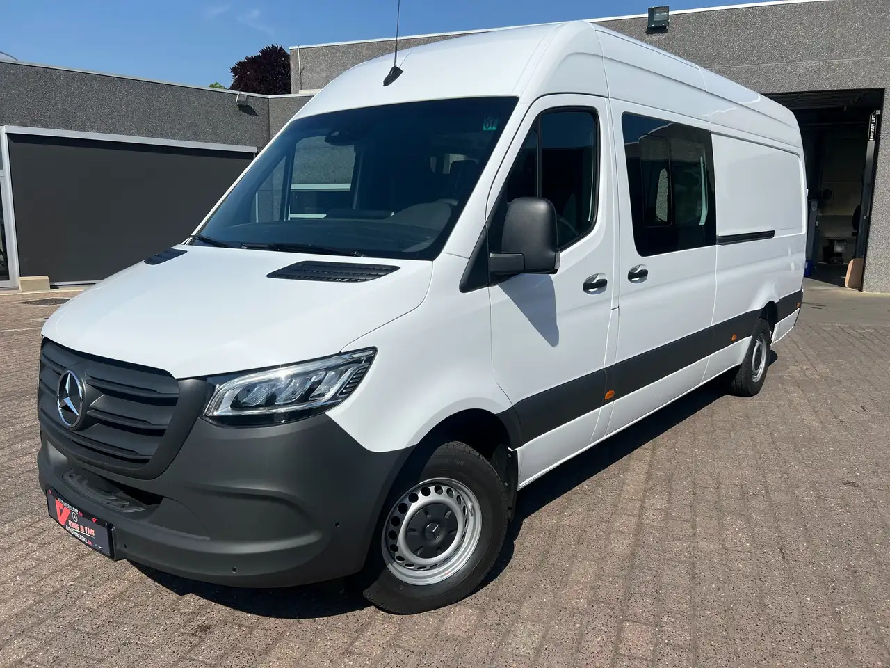 Mercedes-Benz Sprinter 317 L3H2 (37.000ex) 9G-TRONIC CAMERA PTS MBUX PANO - Furgón: foto 2 Mercedes-Benz Sprinter 317 L3H2 (37.000ex) 9G-TRONIC CAMERA PTS MBUX PANO - Furgón: foto 2