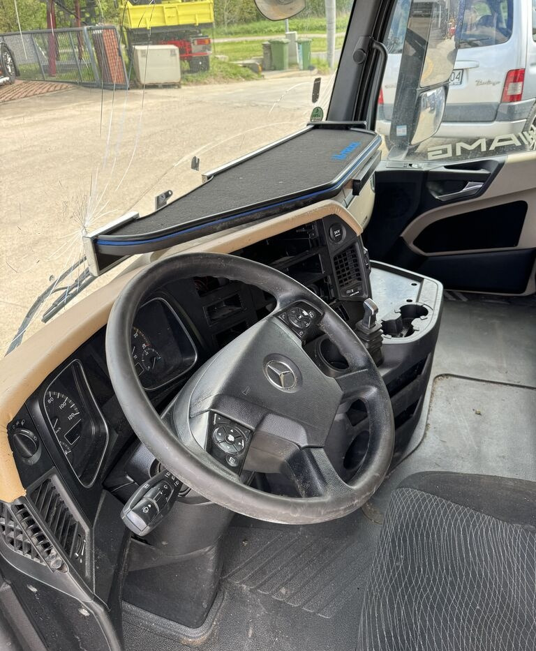 Mercedes-Benz Actros MP 4 - Cabina para Camión: foto 5 Mercedes-Benz Actros MP 4 - Cabina para Camión: foto 5