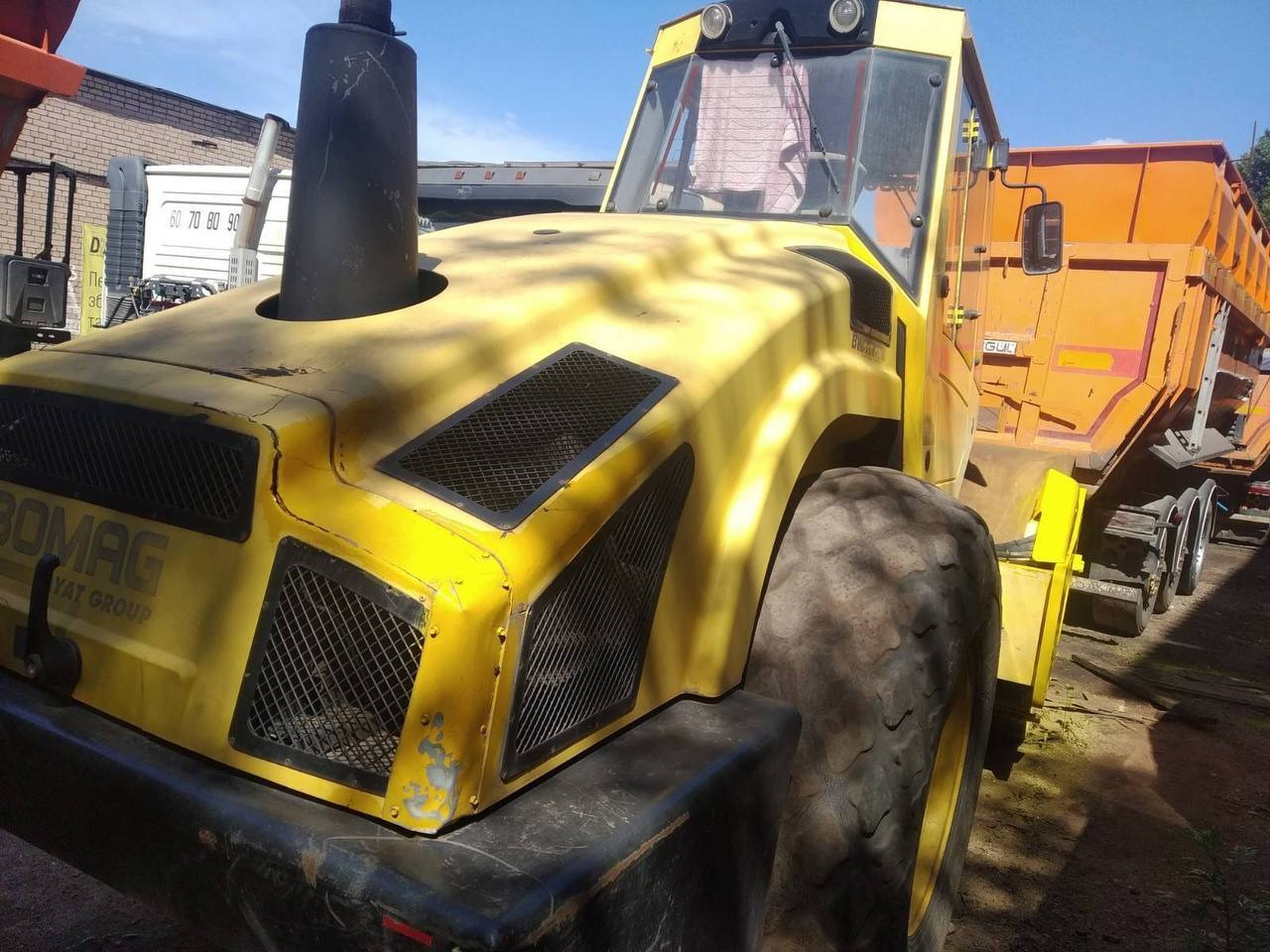 BOMAG BW 213 DH-4 - Compactador: foto 3 BOMAG BW 213 DH-4 - Compactador: foto 3