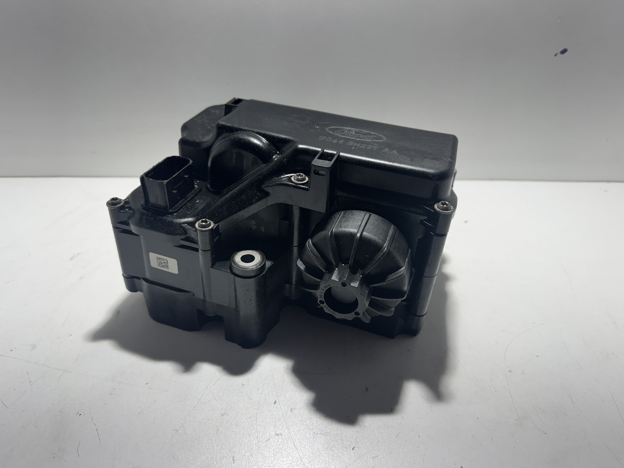 Ford F-Max Trucks Cargo - Bomba de combustible: foto 3 Ford F-Max Trucks Cargo - Bomba de combustible: foto 3