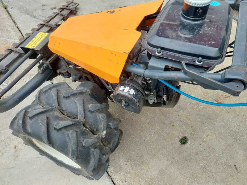 Trituradora forestal Bucher M 330 KL: foto 6 Trituradora forestal Bucher M 330 KL: foto 6