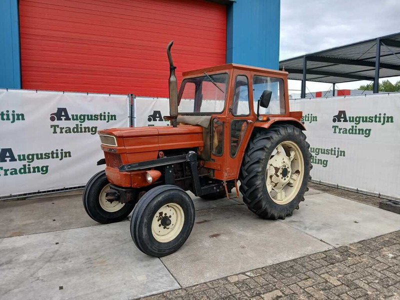 Fiat 640/8 - Tractor: foto 1 Fiat 640/8 - Tractor: foto 1