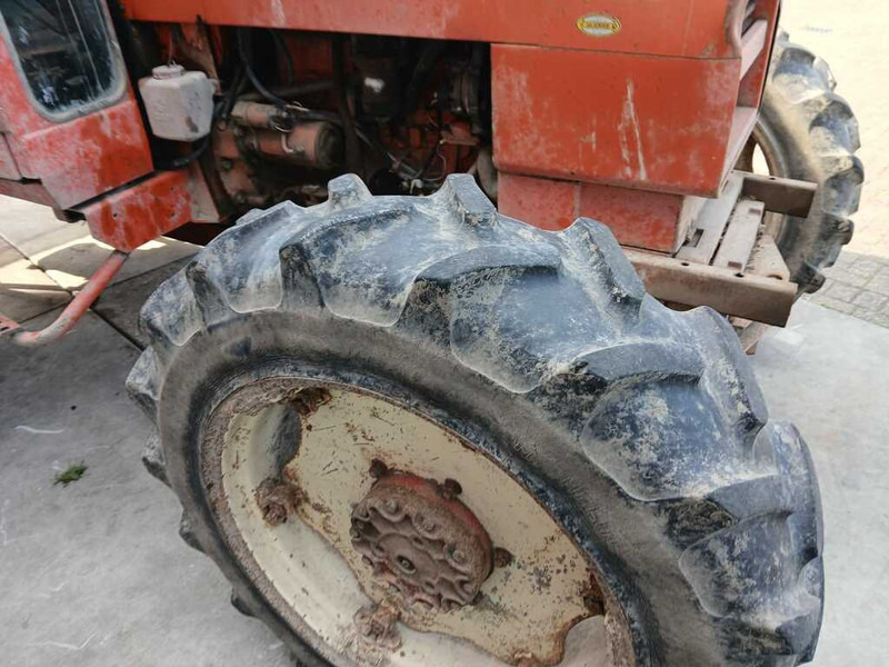 Renault 781-4 - Tractor: foto 4 Renault 781-4 - Tractor: foto 4