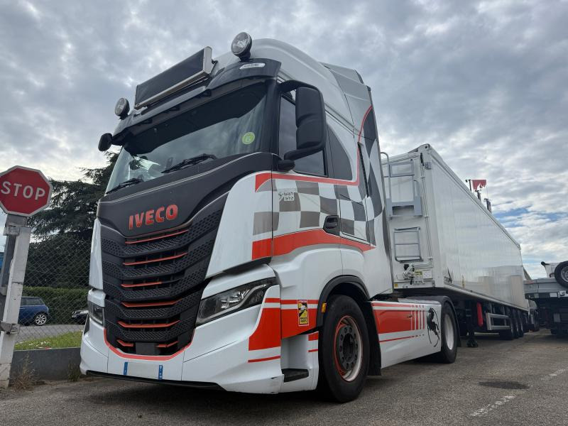 Iveco S-WAY 510 - Cabeza tractora: foto 1 Iveco S-WAY 510 - Cabeza tractora: foto 1