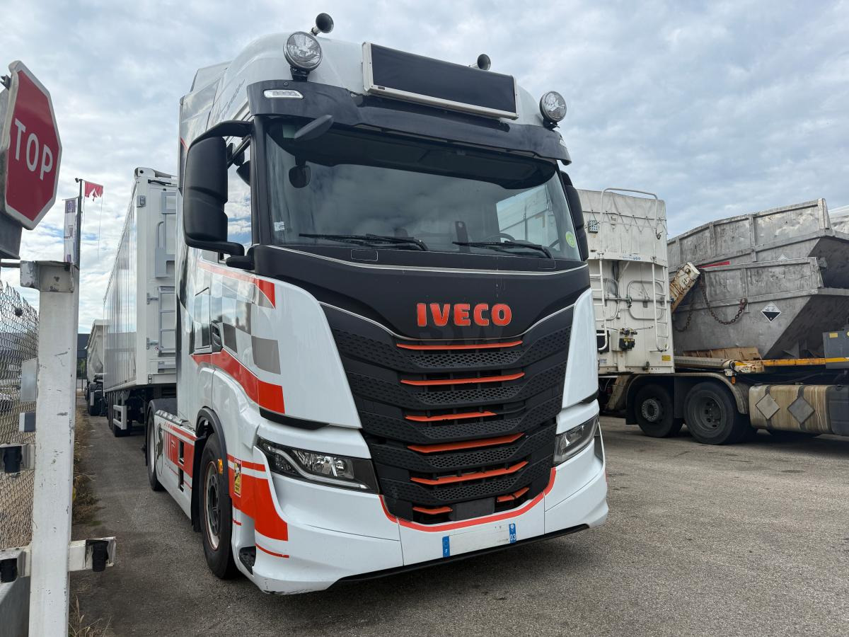Iveco S-WAY 510 - Cabeza tractora: foto 4 Iveco S-WAY 510 - Cabeza tractora: foto 4