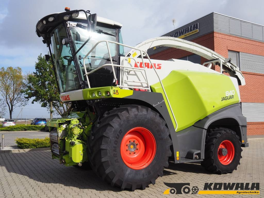 Claas Jaguar 840 4x4  - Cosechadora de forraje: foto 1 Claas Jaguar 840 4x4  - Cosechadora de forraje: foto 1