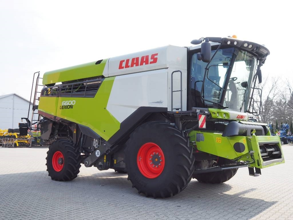 Claas Lexion 6600 GPS + V770 - Cosechadora de granos: foto 4 Claas Lexion 6600 GPS + V770 - Cosechadora de granos: foto 4