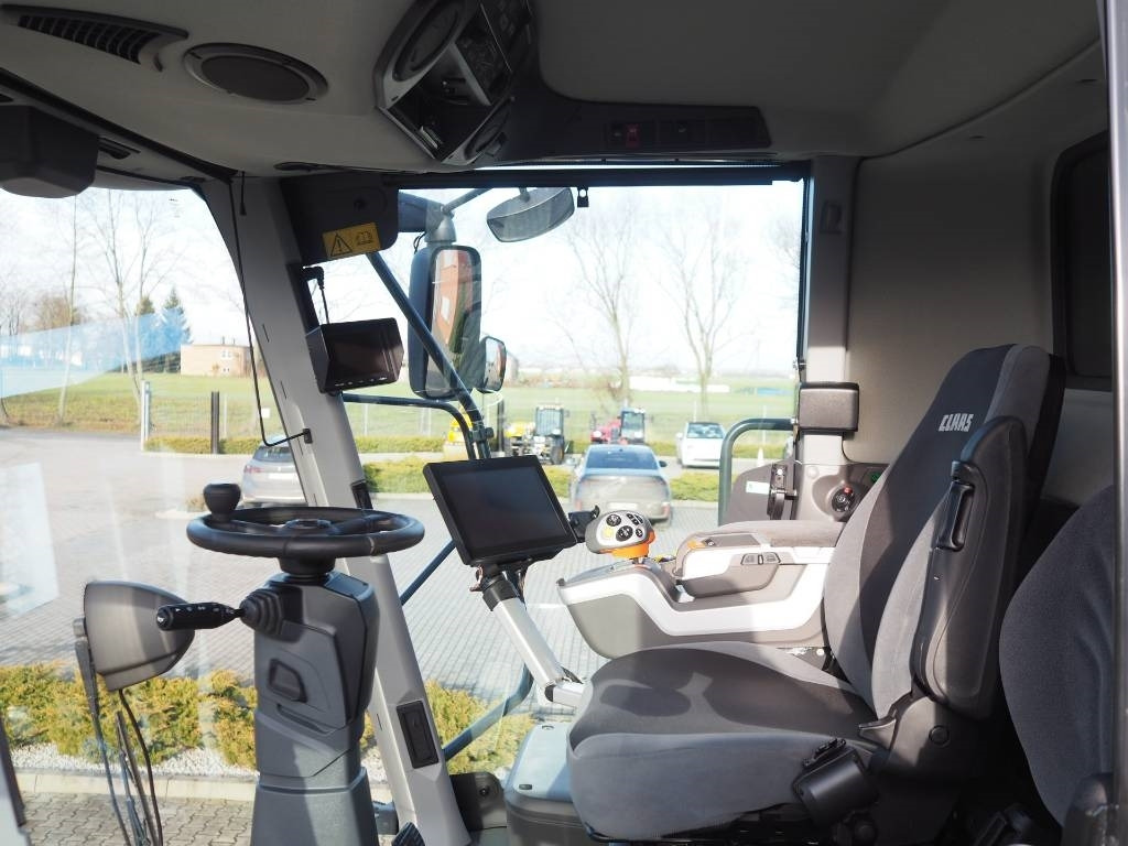 Claas Lexion 6700 + V930 - Cosechadora de granos: foto 5 Claas Lexion 6700 + V930 - Cosechadora de granos: foto 5