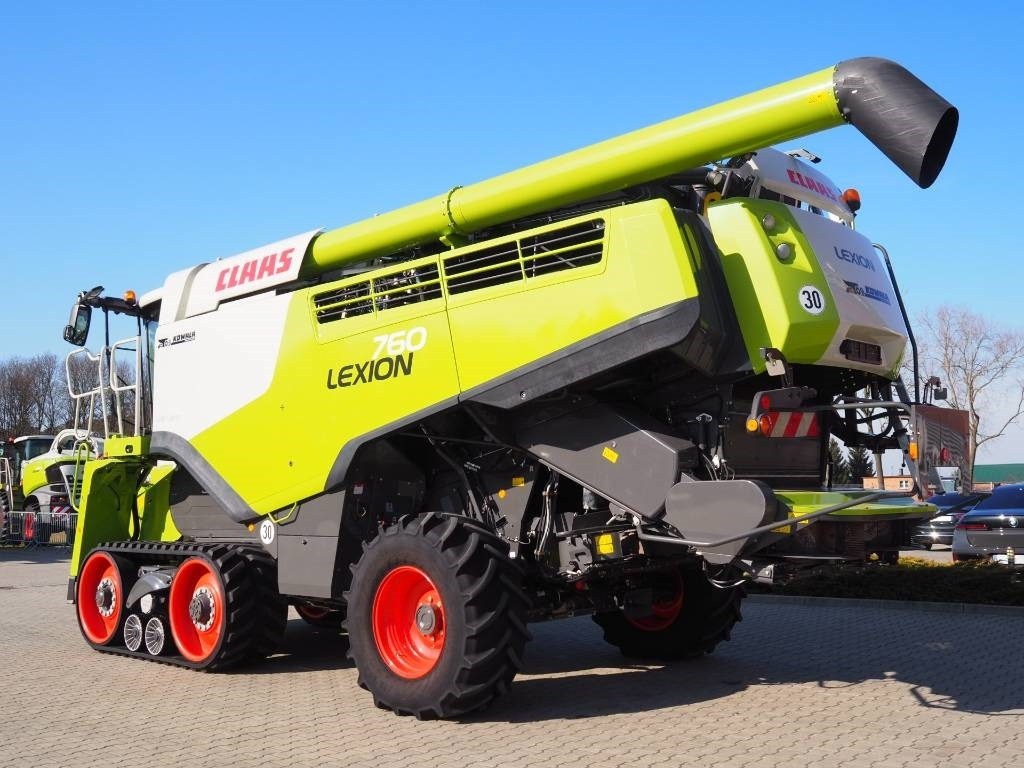 Claas Lexion 760TT + V930 - Cosechadora de granos: foto 2 Claas Lexion 760TT + V930 - Cosechadora de granos: foto 2