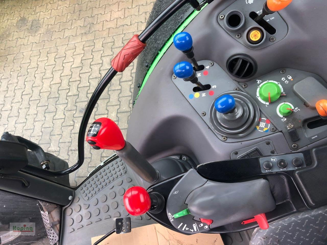 Arrendamiento de Deutz-Fahr Agrotron 115 MK3 Deutz-Fahr Agrotron 115 MK3: foto 18 Arrendamiento de Deutz-Fahr Agrotron 115 MK3 Deutz-Fahr Agrotron 115 MK3: foto 18