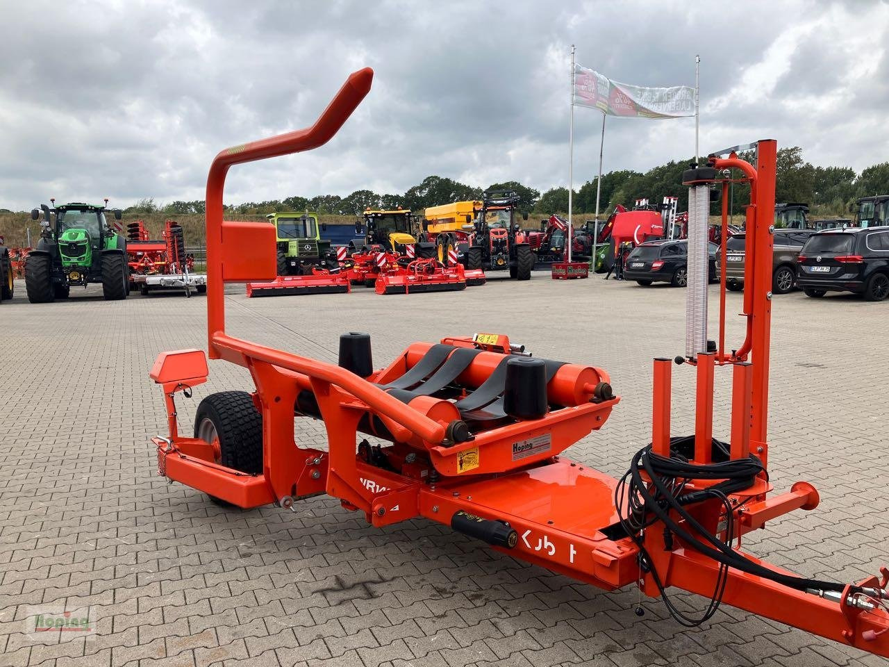 Kubota WR1400 - Encintadora de pacas: foto 5 Kubota WR1400 - Encintadora de pacas: foto 5