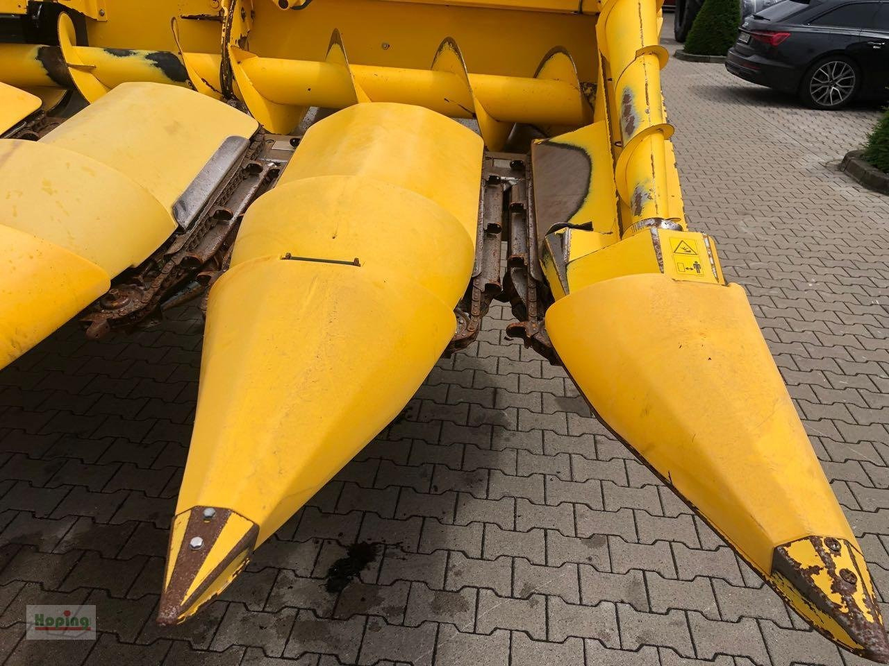 New Holland MF875W - Cabezal de maíz: foto 4 New Holland MF875W - Cabezal de maíz: foto 4