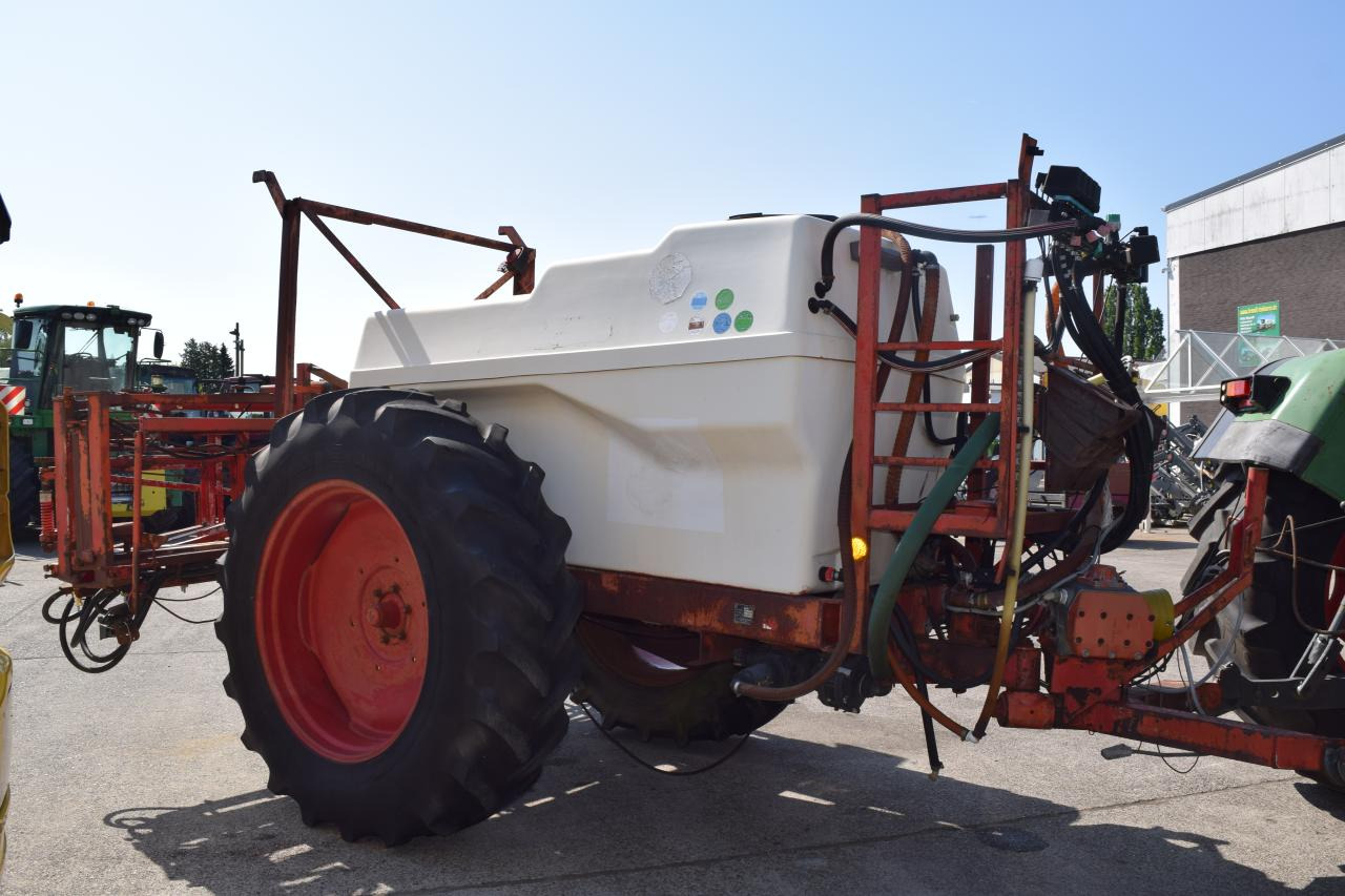 Holder N250 - Pulverizador arrastrado: foto 1 Holder N250 - Pulverizador arrastrado: foto 1