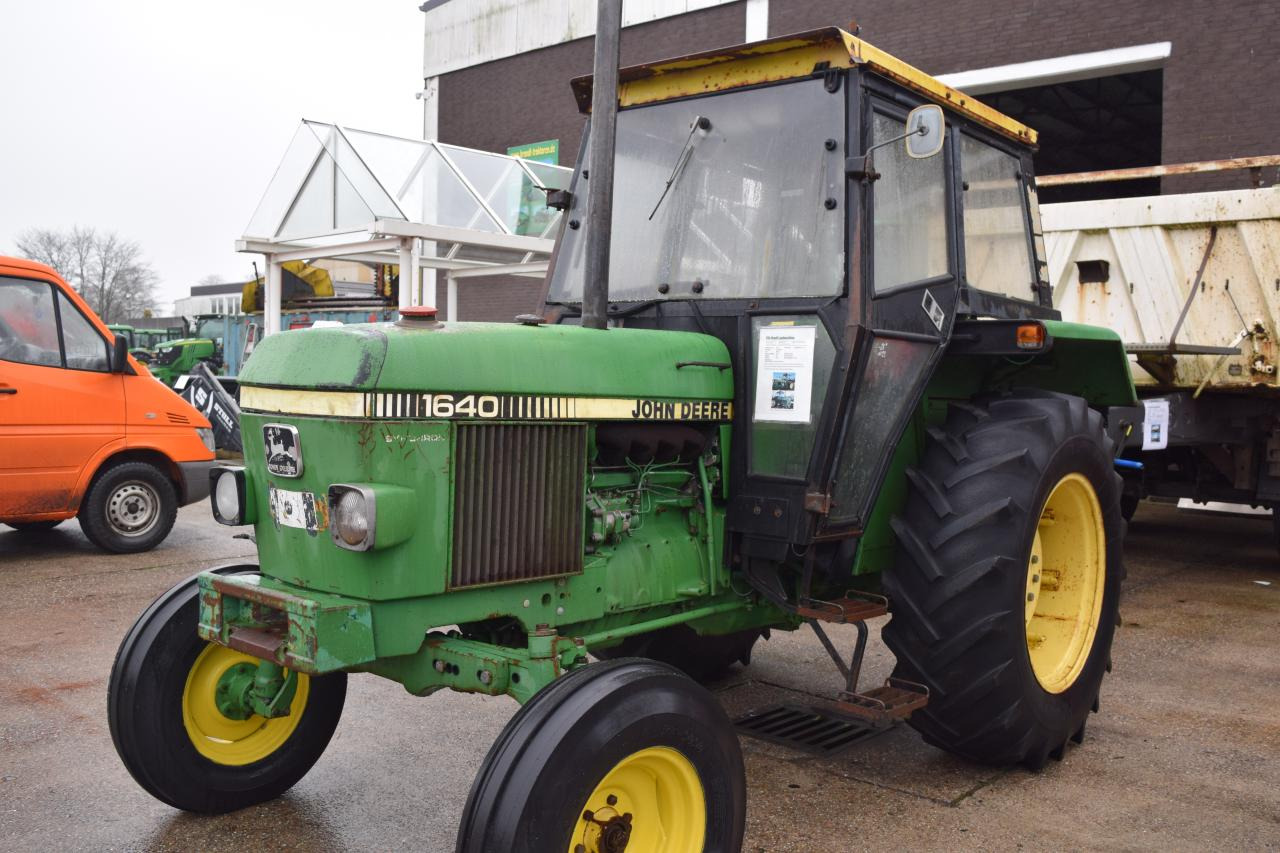 John Deere 1640 - Tractor: foto 4 John Deere 1640 - Tractor: foto 4