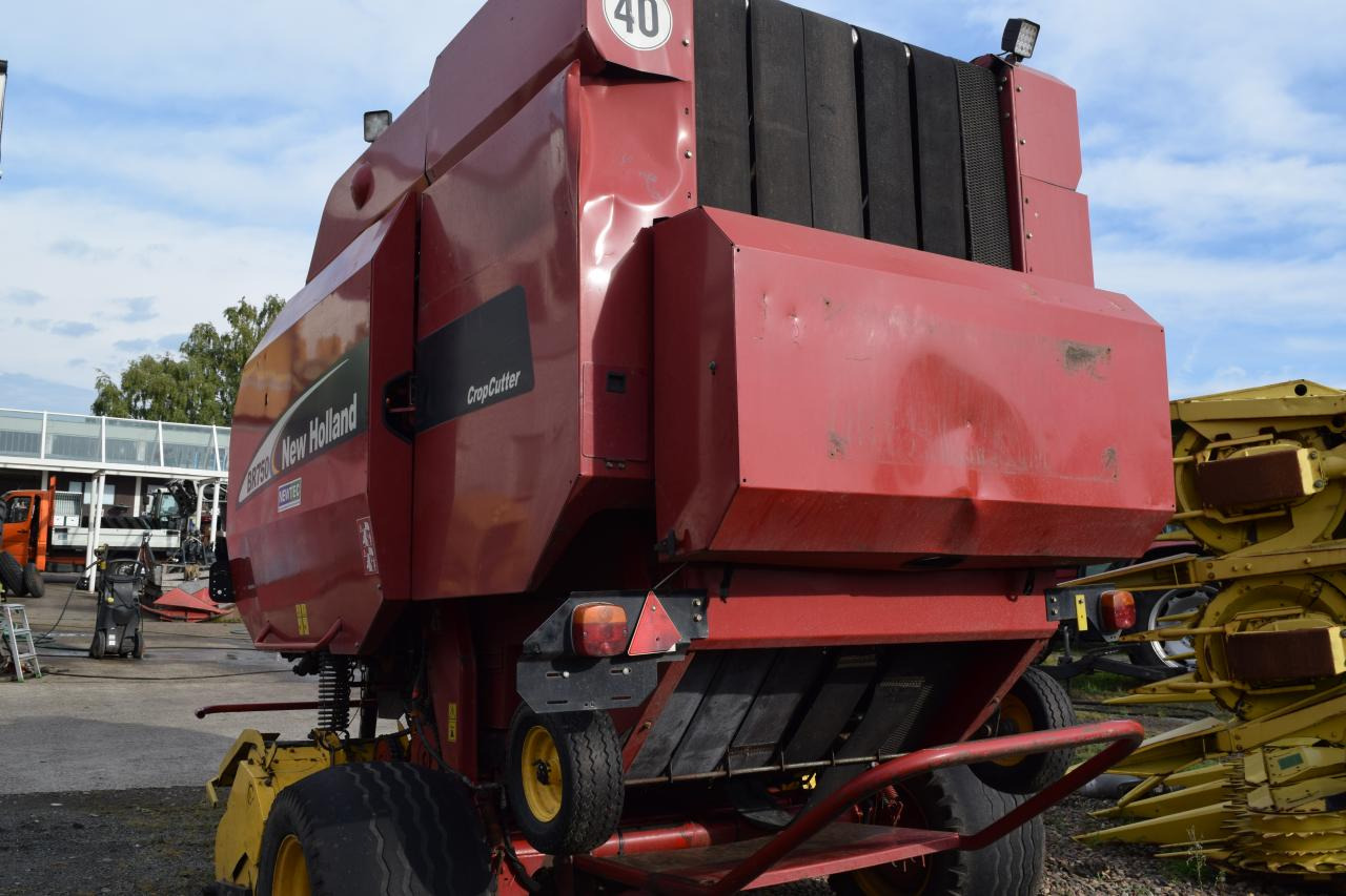 New Holland BR 750 CropCutter - Rotoempacadora: foto 5 New Holland BR 750 CropCutter - Rotoempacadora: foto 5