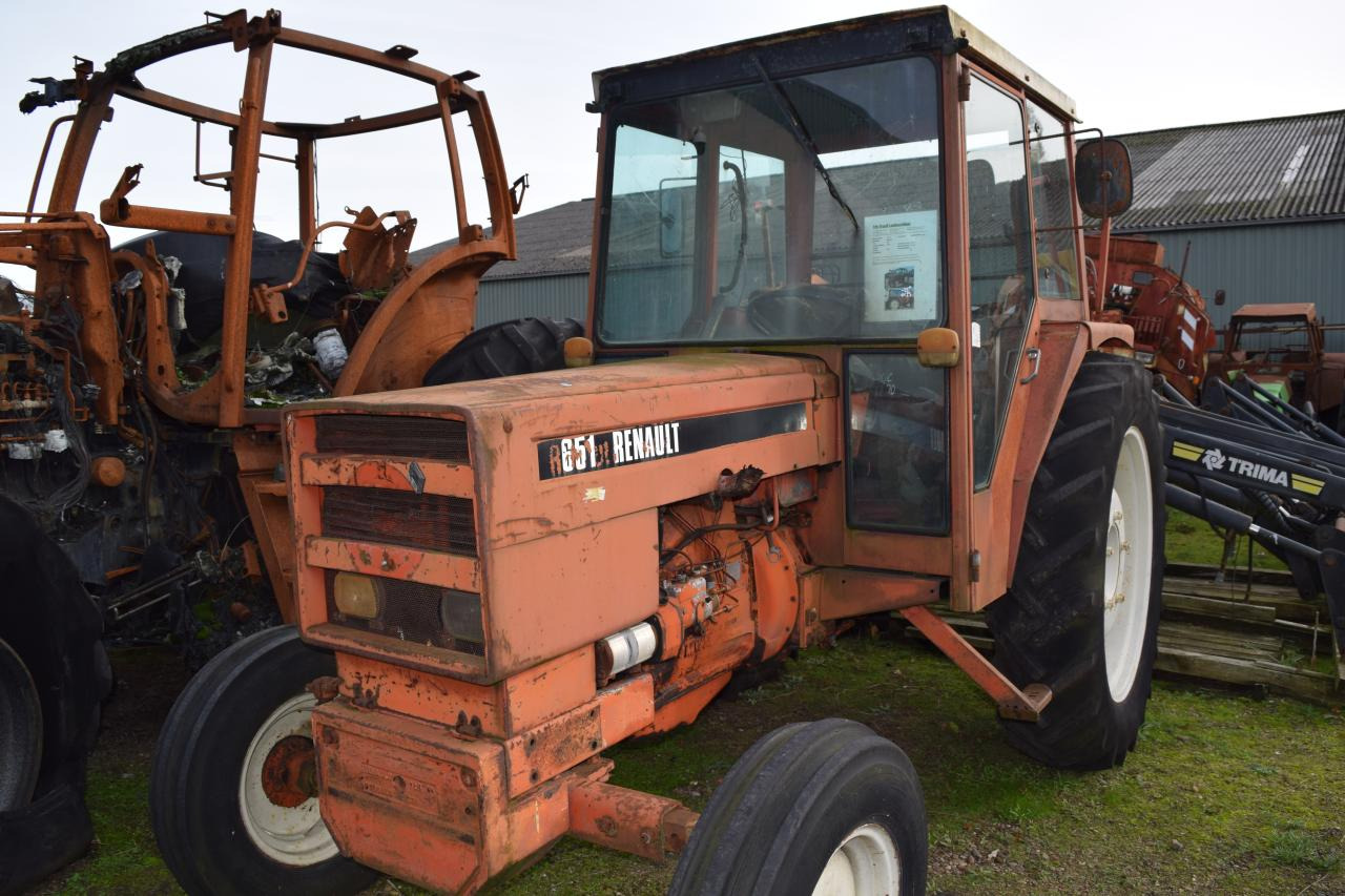 Renault 651 - Tractor: foto 2 Renault 651 - Tractor: foto 2