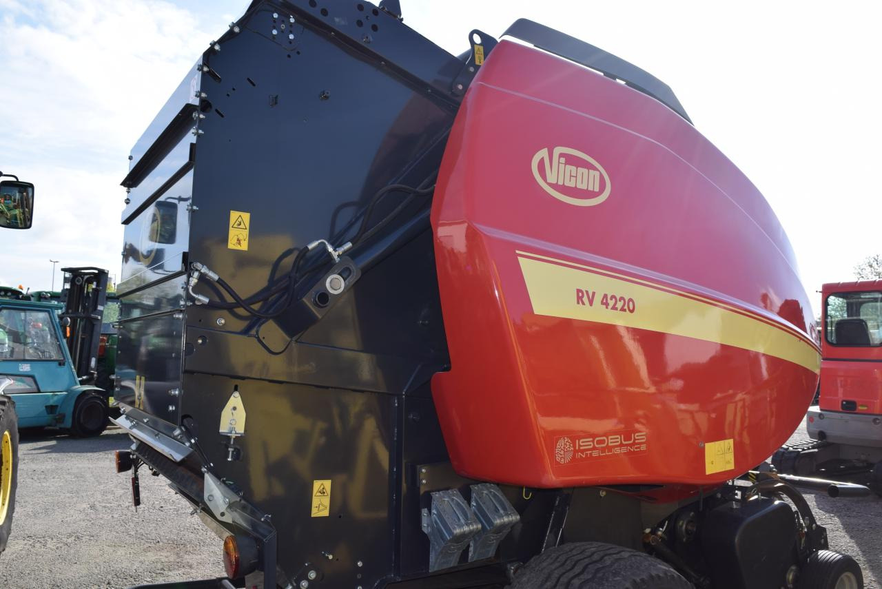 Vicon RV 4220 SC 14 - Rotoempacadora: foto 3 Vicon RV 4220 SC 14 - Rotoempacadora: foto 3