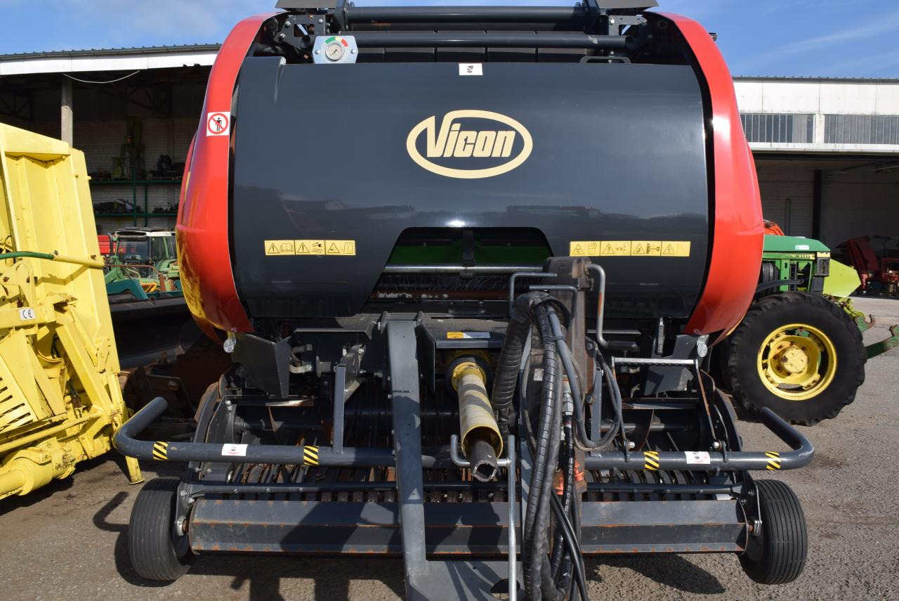 Vicon RV 4220 SC 14 - Rotoempacadora: foto 2 Vicon RV 4220 SC 14 - Rotoempacadora: foto 2