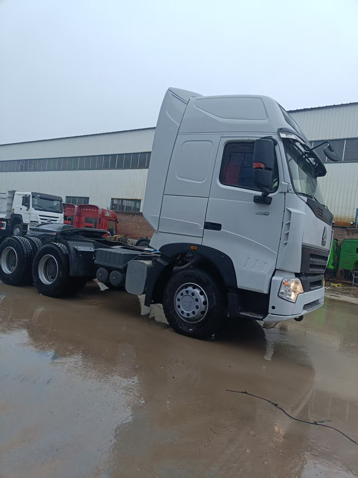 SINOTRUK HOWO A7 - Cabeza tractora: foto 2 SINOTRUK HOWO A7 - Cabeza tractora: foto 2